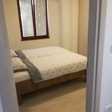 Skofije Ob Parenzani Apartamento