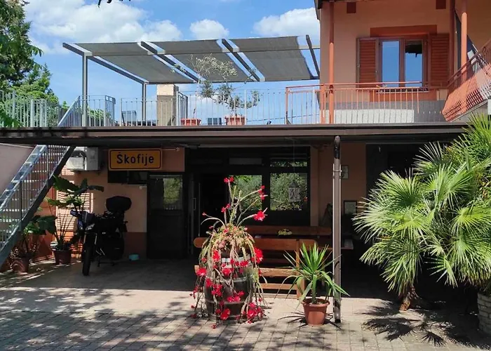 شقة Skofije Ob Parenzani *